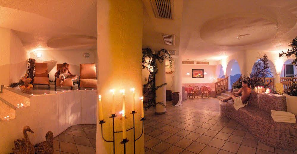 Taubers Bio Vitalhotel Chienes Exterior foto